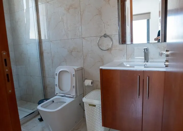 Arma Cielo I, 1-bed Cosy Flat *