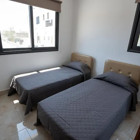 Arma Cielo I, 1-bed Cosy Flat Lägenhet *